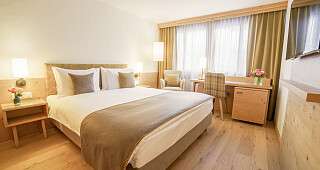 Gstaaderhof Gstaad Restaurant Mueli