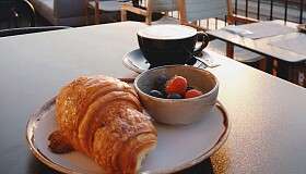 Art House Basel Fruehstueck mit Aussicht 2