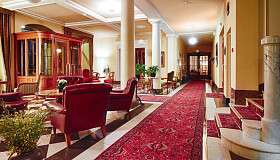 lobby hotel royal luzern