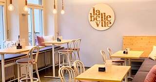 La belle vue Cafe Bistro