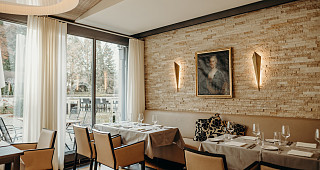 Schloss Hünigen Konolfingen Restaurant Rosarium