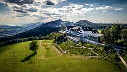 T00004 Drohnenbild Hotel Weissenstein high 2