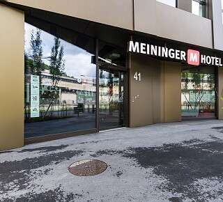 main entrance ZUR GC